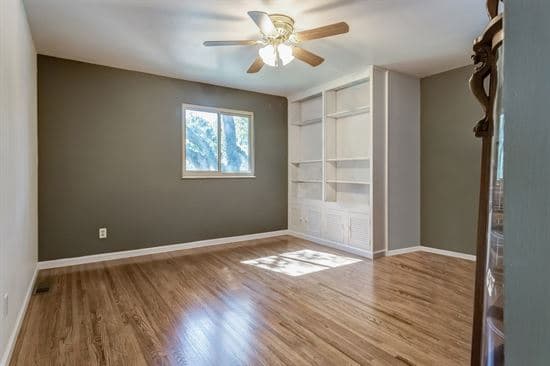 Object removal service example